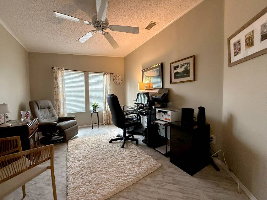 261 Gardenia Lane a Parrish, FL Mobile or Manufactured Home for Sale